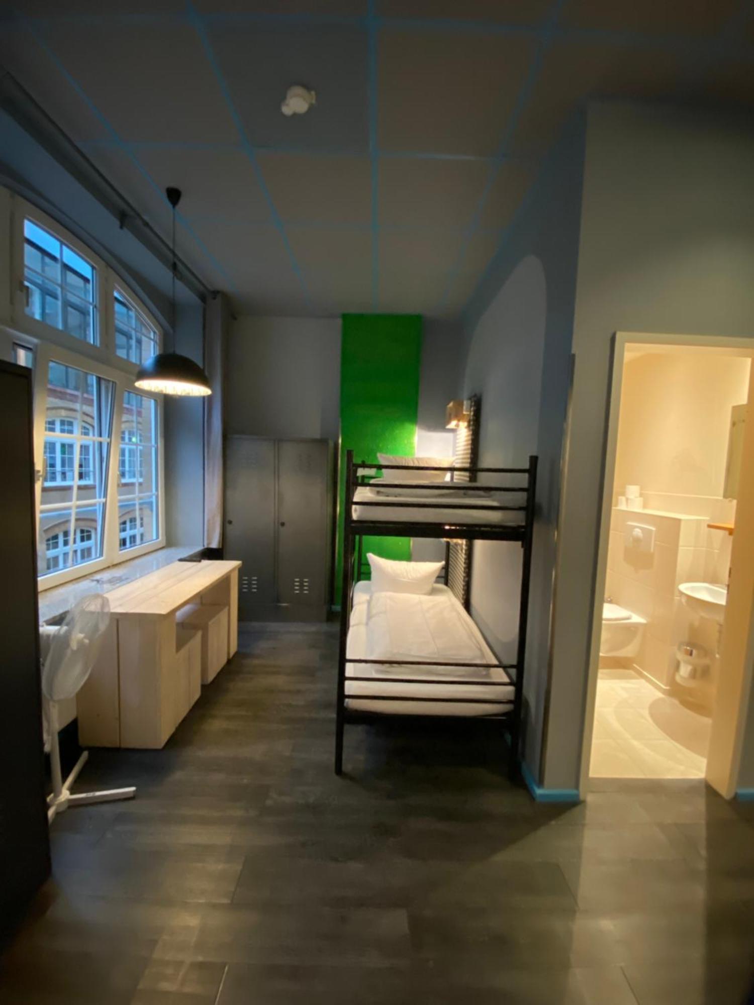 Singer109 Hostel, Hotel & Apartment Berlin Exterior photo